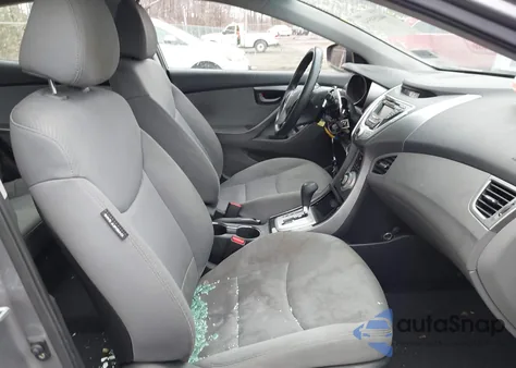 2011 Hyundai Elantra Gls (Ulsan Plant) z USA, uszkodzony, nr VIN KMHDH4AE9BU095953